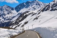 Manali-Rohtang-Keylong-Baralacha-Pass-Trip